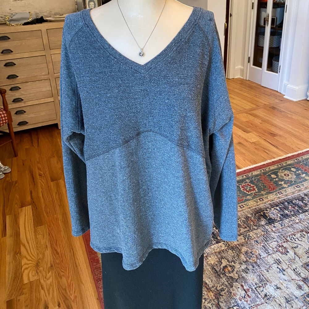 Culture Code Lightweight Charcoal Grey Sweater -‎ Size L (Bin 1)
